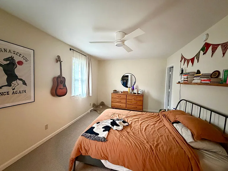 107 Georgetown Grn — Photo 18