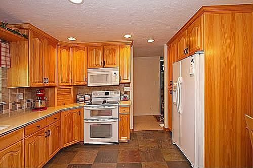 3rd image of 6861 Luna Way