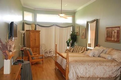 4th image of 1290 Peregrine Way
