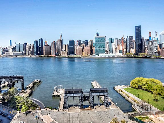 4th image of 474 48th Ave APT 17A