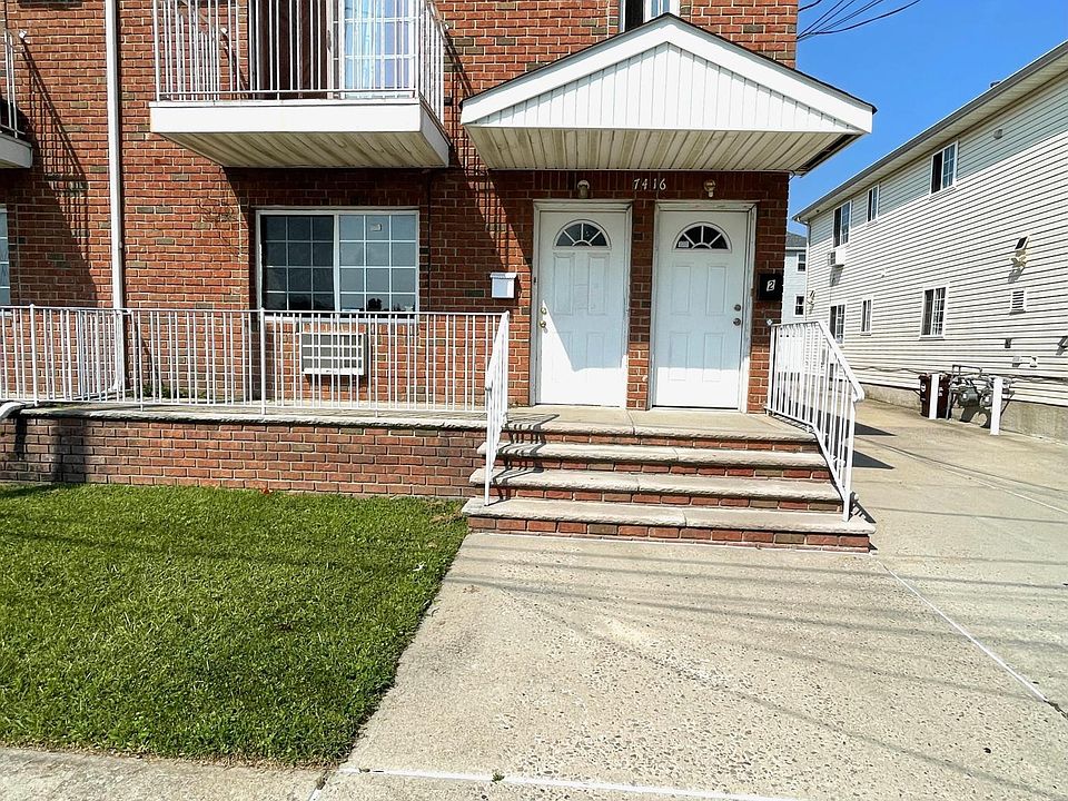 1st image of 1-74 Sixteen Almeda Ave #1