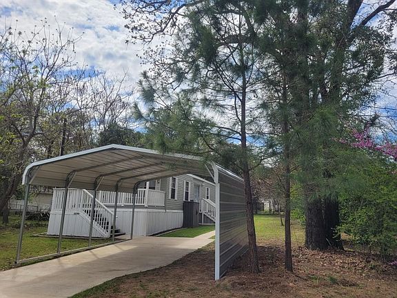 2nd image of 22744 Lakeway Hbr