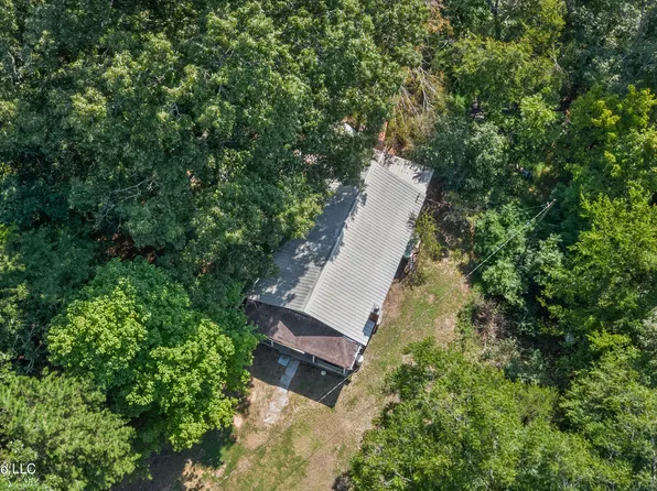 501 Old Highway 7 S, Holly Springs, MS 38635