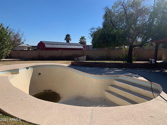 5th image of 14625 N 37th Dr