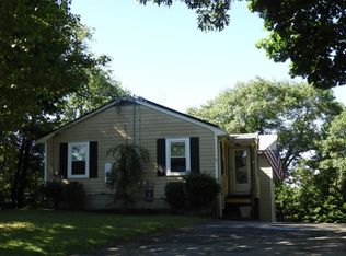 24 Barnes Cir, Salem, MA 01970