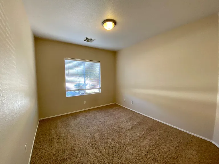 10975 Pumpkin Ridge Ave — Photo 24