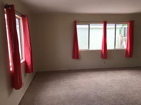 3rd image of 1546 W 146th St
