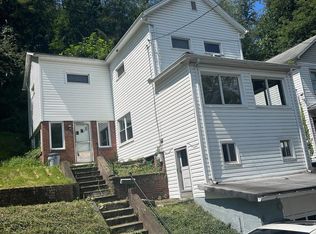 61 Flora St, Johnstown, PA 15905