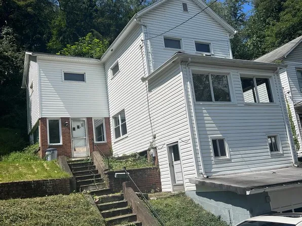 61 Flora St, Johnstown, PA 15905