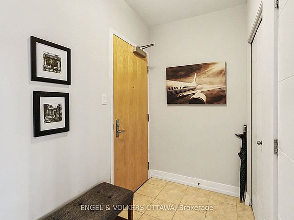 2nd image of 179 Metcalfe St #701