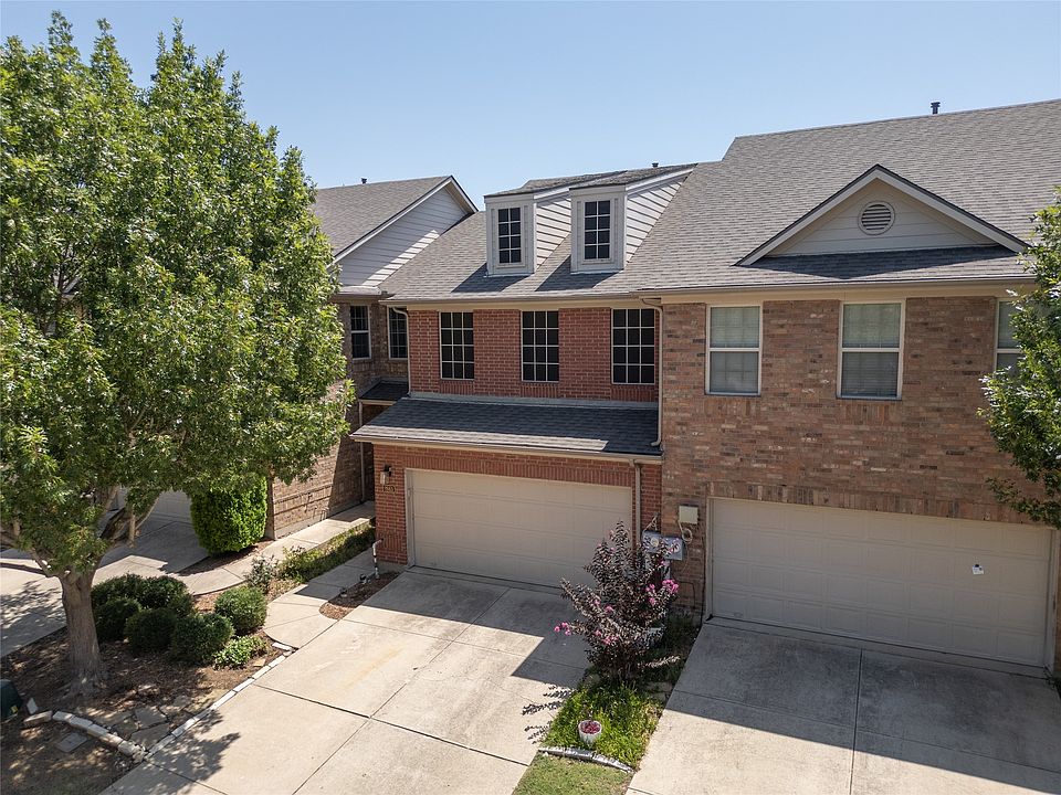 1st image of 2661 Jacobson Dr