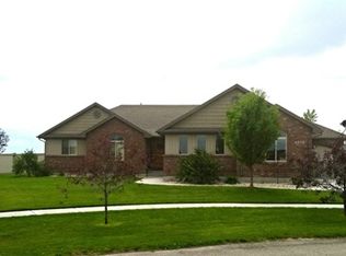 2040 E Cedar Point Ln, Idaho Falls, ID 83401