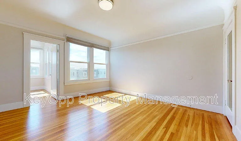 769 18th Ave — Photo 27