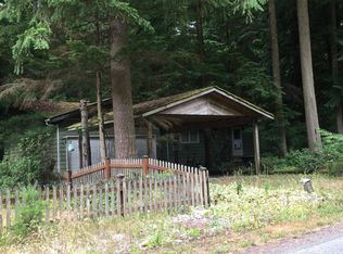 671 King Valley Dr, Maple Falls, WA 98266