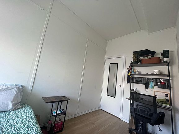 5th image of 50 W 34th St APT 16A11