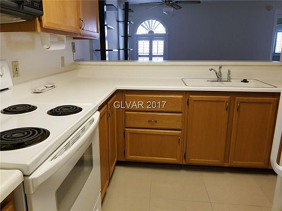 3rd image of 1800 Edmond St Unit 161