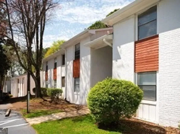 1055 Lancashire Cir APT A1, Stone Mountain, GA 30083