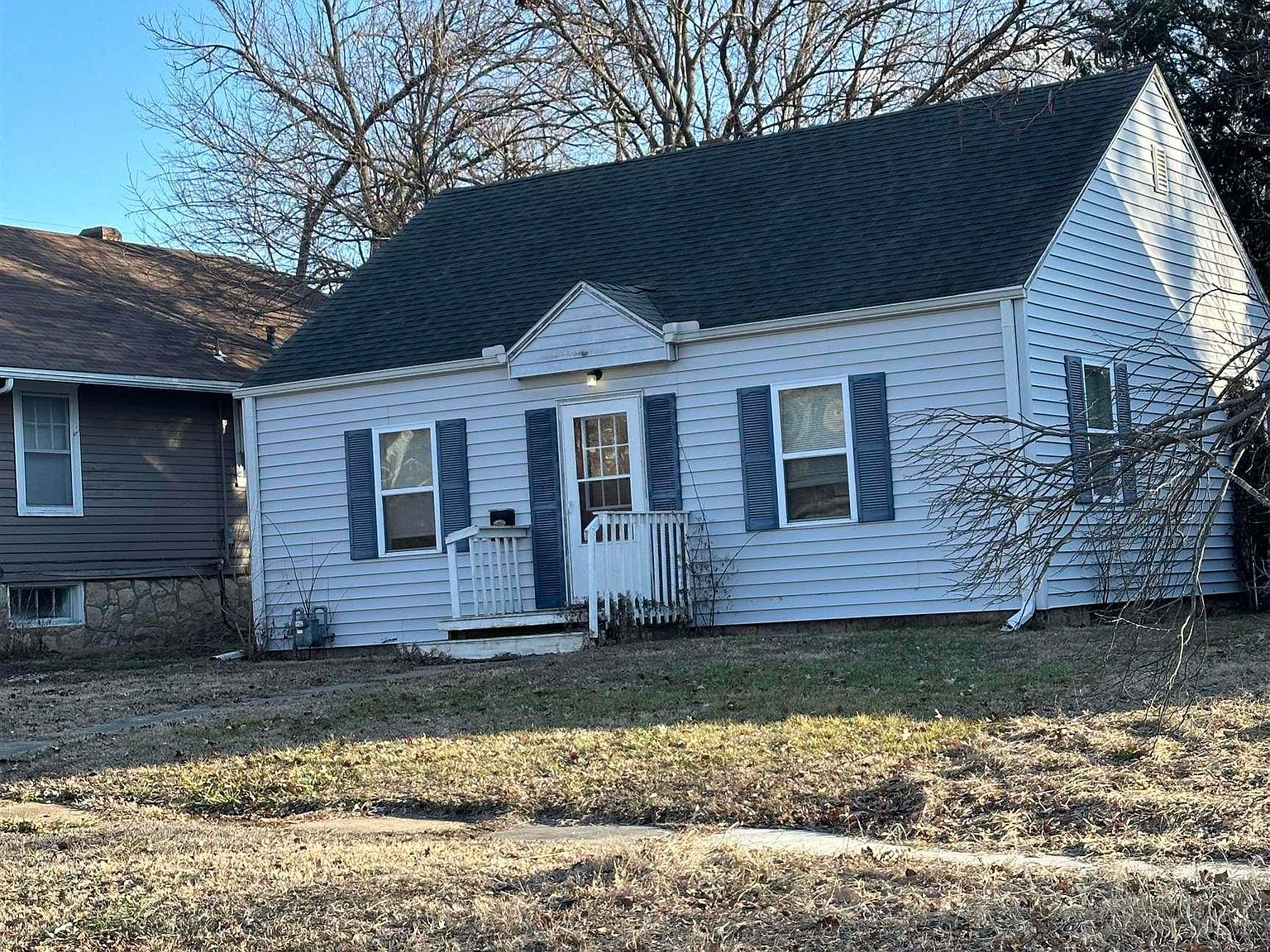 2209 SW 8th Ave, Topeka, KS 66606 | Zillow