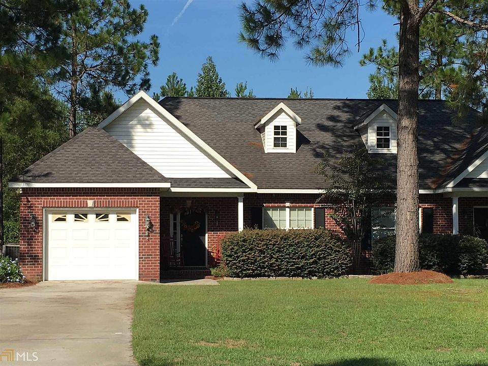 1st image of 1121B Southbend Dr