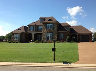 31 Arbor Ridge Cv, Jackson, TN 38305