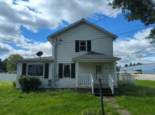 309 Glasshurst Rd, Brockport, PA 15823