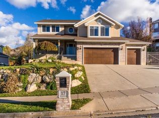 17 S Ironwood Dr, North Salt Lake, UT 84054