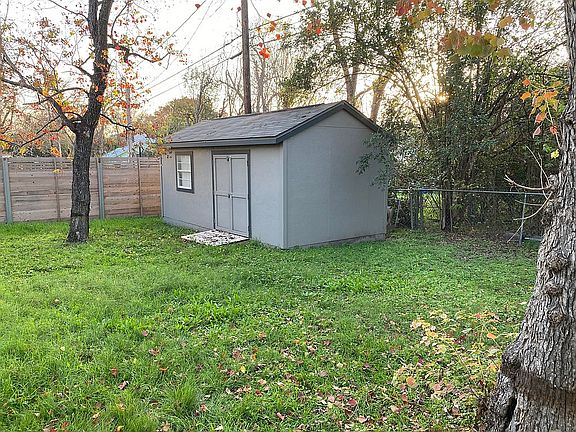 20’x10’ storage shed