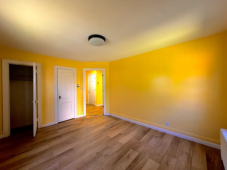 2585 Beach Dr — Photo 18