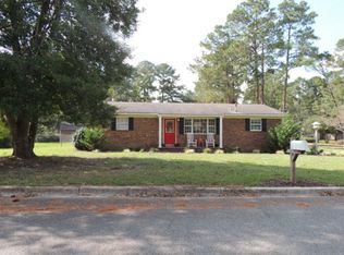 2020 Davis Ave, Tifton, GA 31794