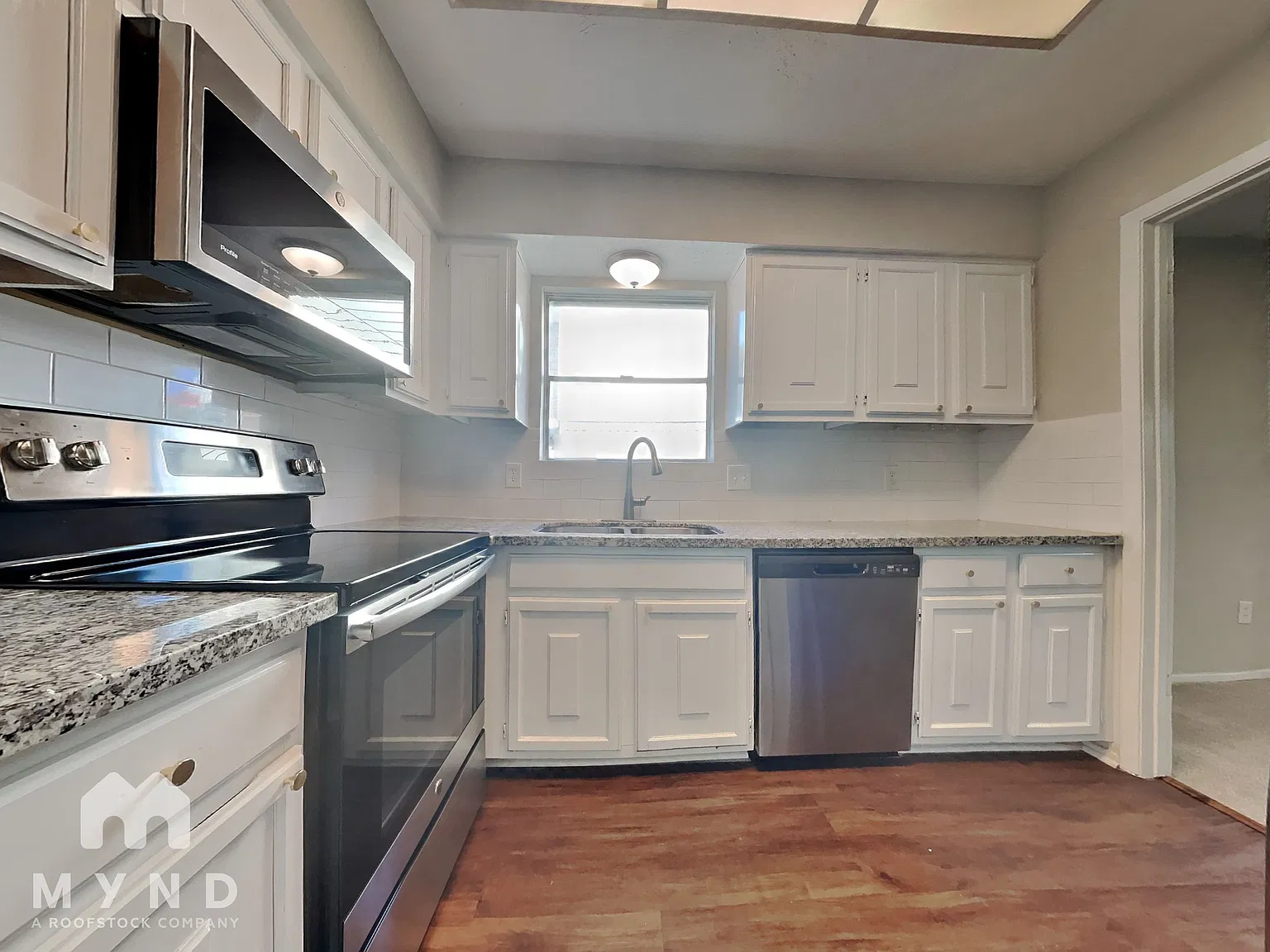 4 bed, 2.0 bath, 1766 sqft, $2,245 — Photo 2
