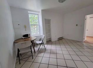 918 N 15th St SIDE C, Philadelphia, PA 19130