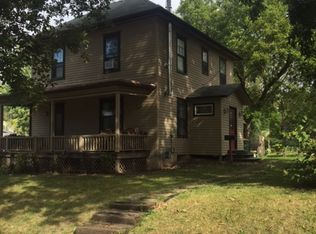 405 E Lowe Ave, Fairfield, IA 52556