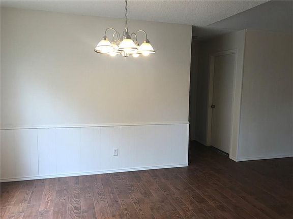 4th image of 6407 Hidden Springs Dr