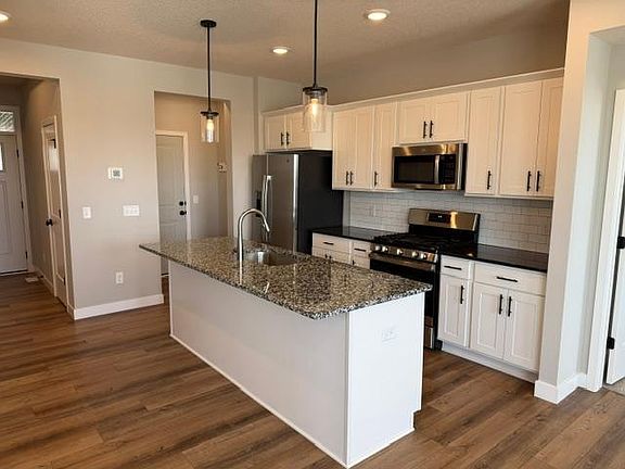 2nd image of 10503 Robinwood Rd