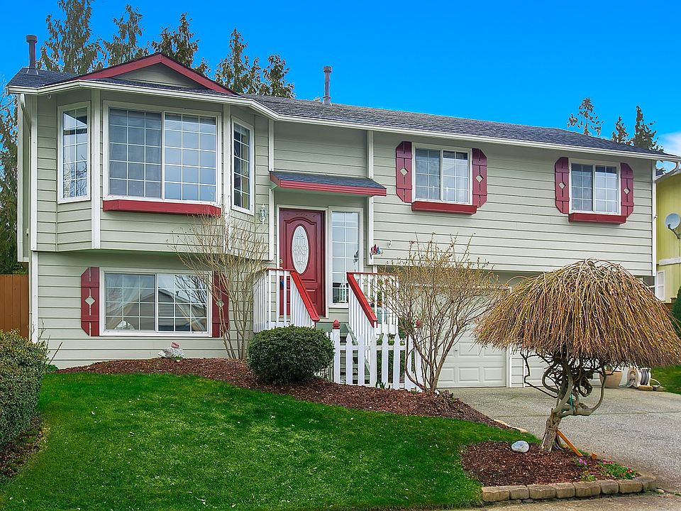 1st image of 420 95th Dr SE