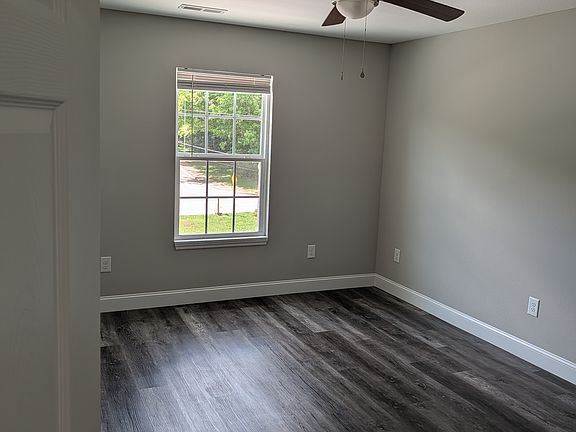 3rd image of 1253 Knoxville Ave #1253