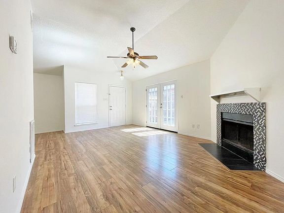3rd image of 6707 Poppy Ct