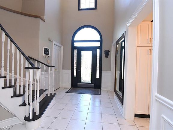 4th image of 26 Banbury Dr