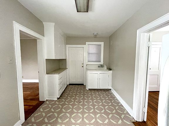 5th image of 30 Union St #1