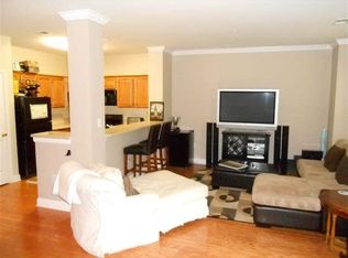 157 Lydia Dr, West New York, NJ 07093