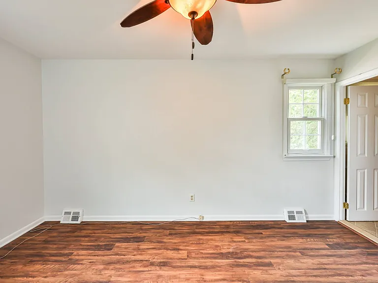9898 Wistaria St — Photo 27