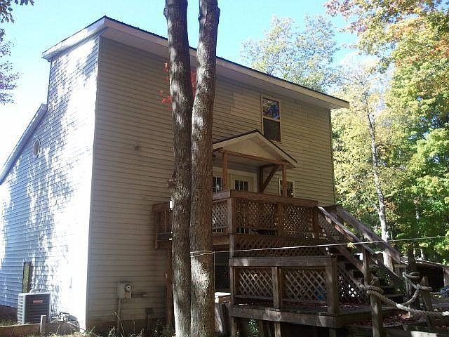 2nd image of 6420 6 Mile Rd
