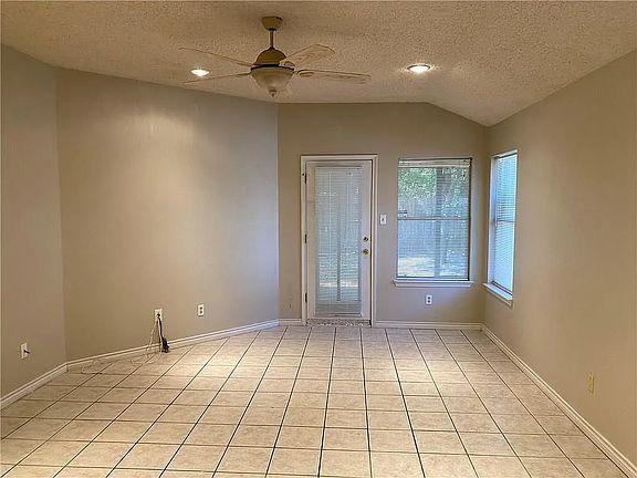 2nd image of 8108 Huddleston Ln