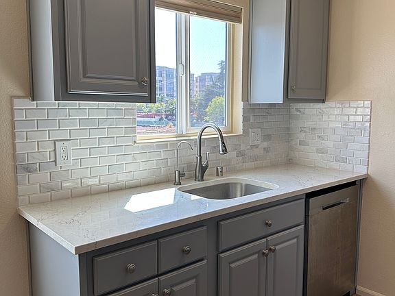 2nd image of 480 E Okeefe St APT 305