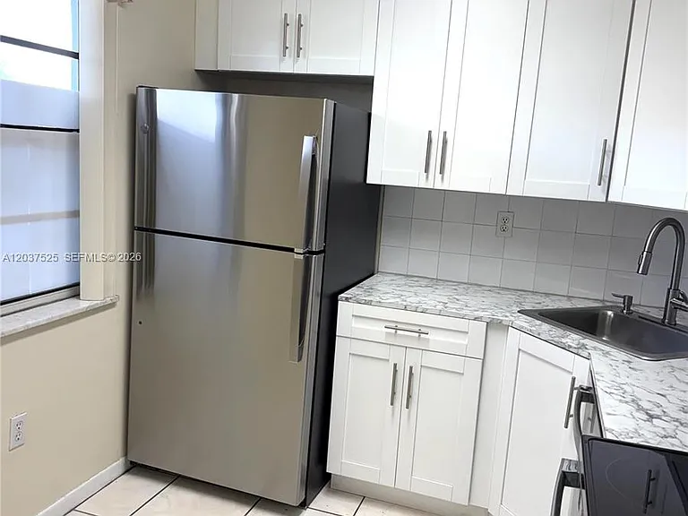 9440 Fontainebleau Blvd #406 — Photo 5
