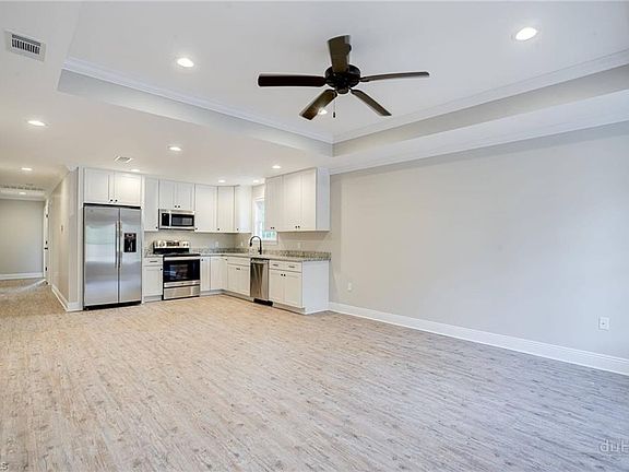 2nd image of 709 Meadowgreen Village Dr