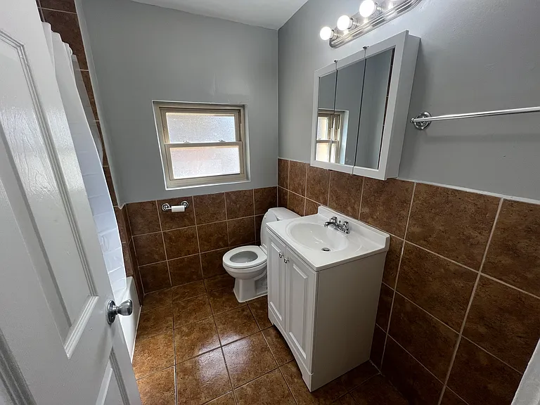 8559 S Bennett Ave #1 — Photo 6