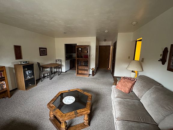4th image of 803 Weaver St APT 13
