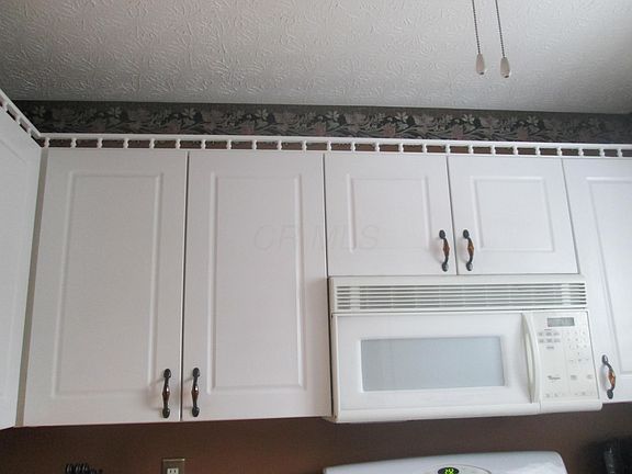 5th image of 4085 Parkcove Dr