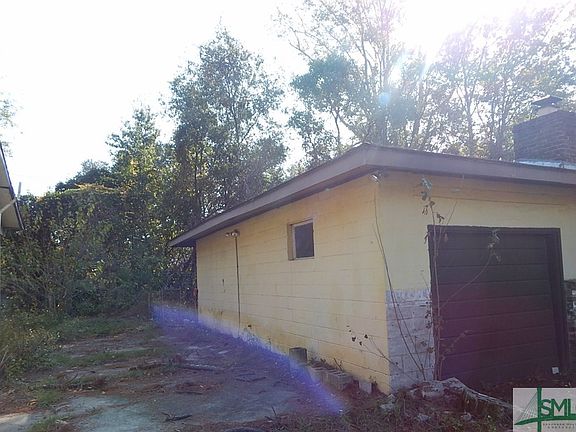 2nd image of 3904 Rockdale